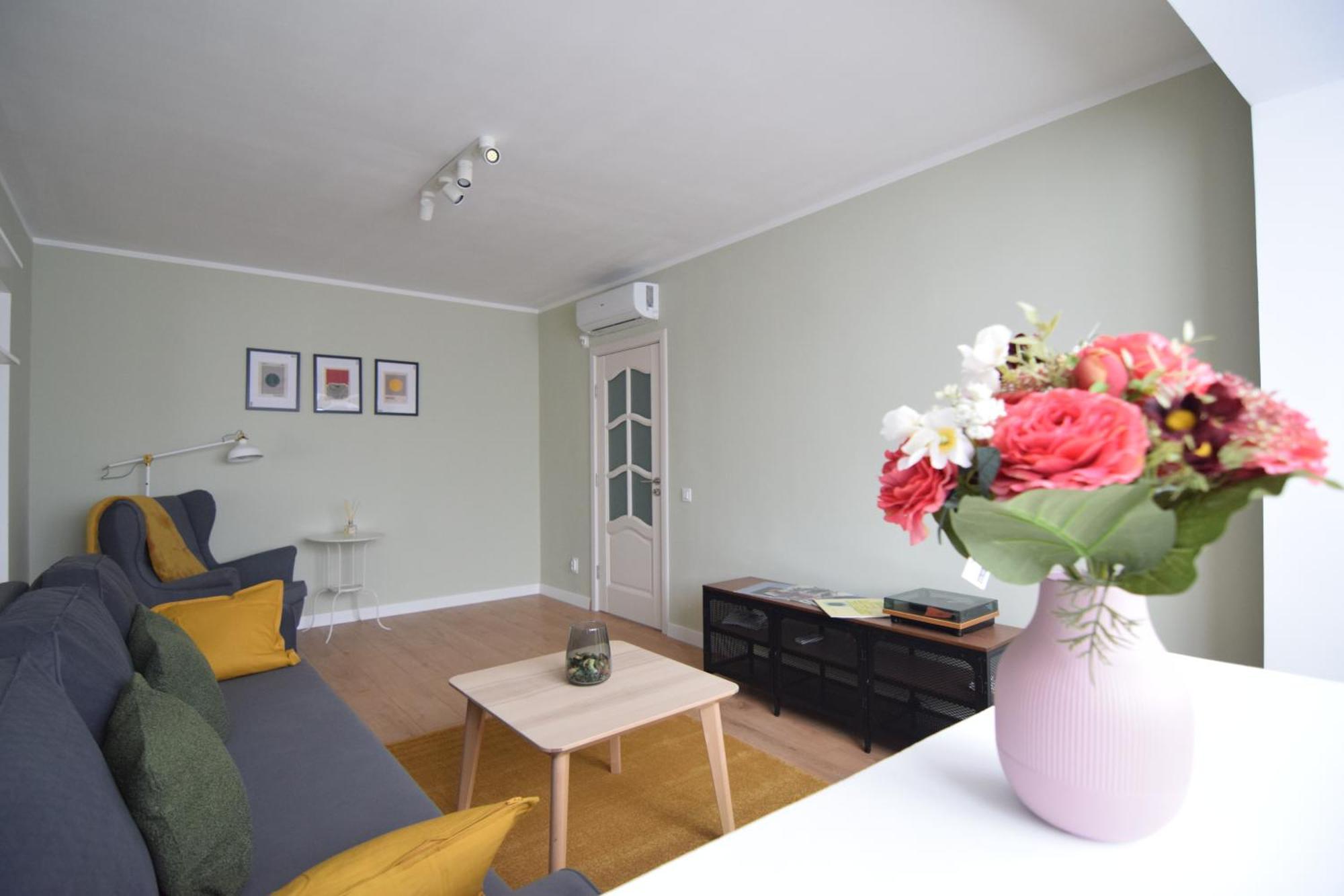 Stylish Apartment With Video Projector Bucureşti Eksteriør bilde