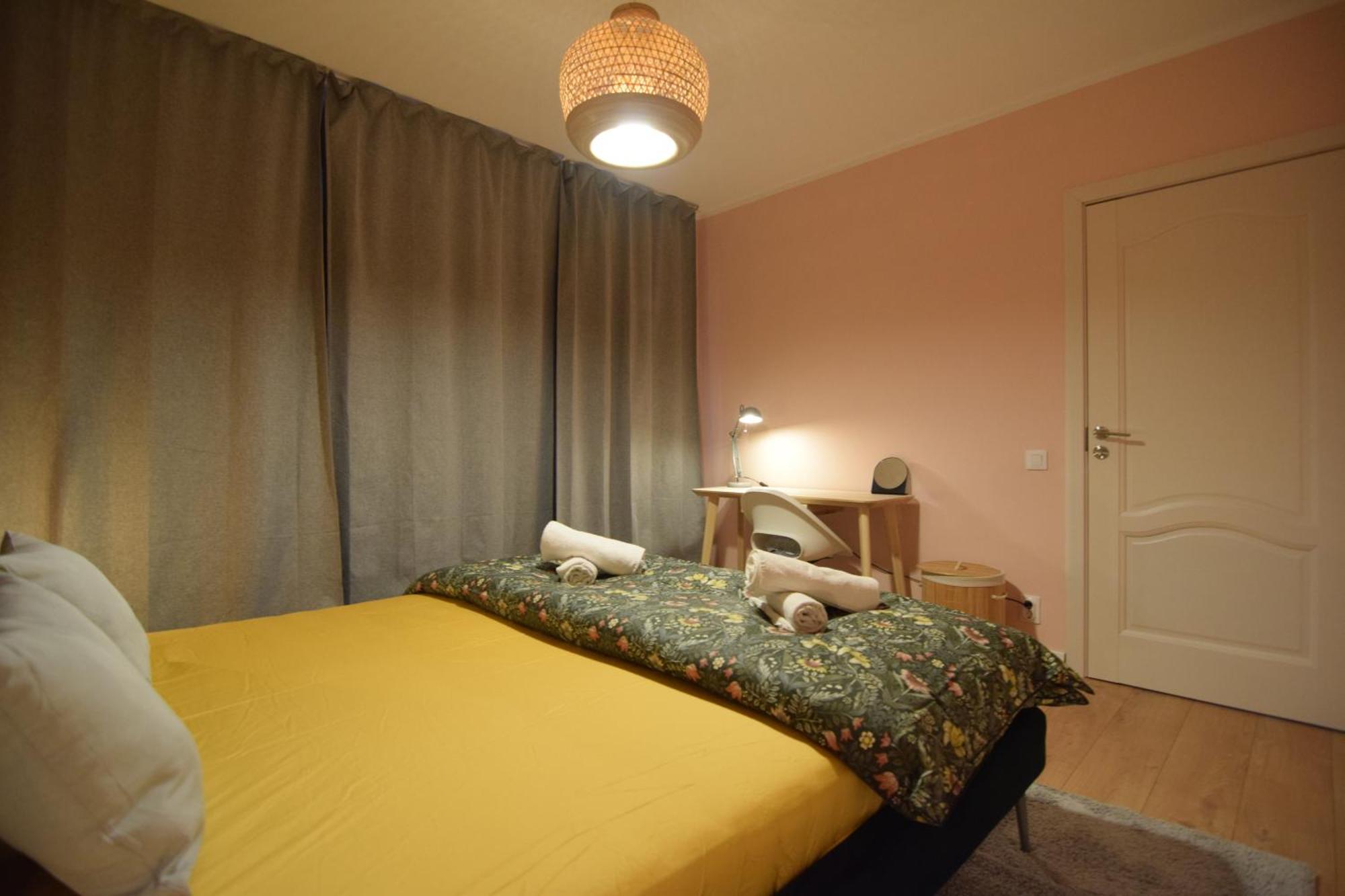 Stylish Apartment With Video Projector Bucureşti Eksteriør bilde